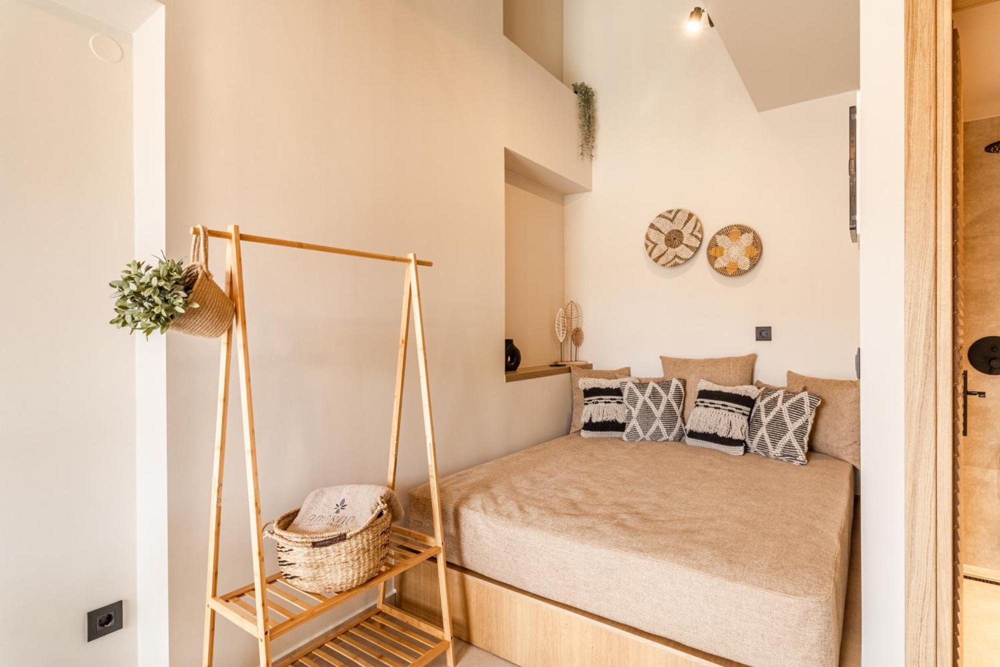 Adorno Private Suites Only Adults & Kids 12 Plus Vrasná Buitenkant foto