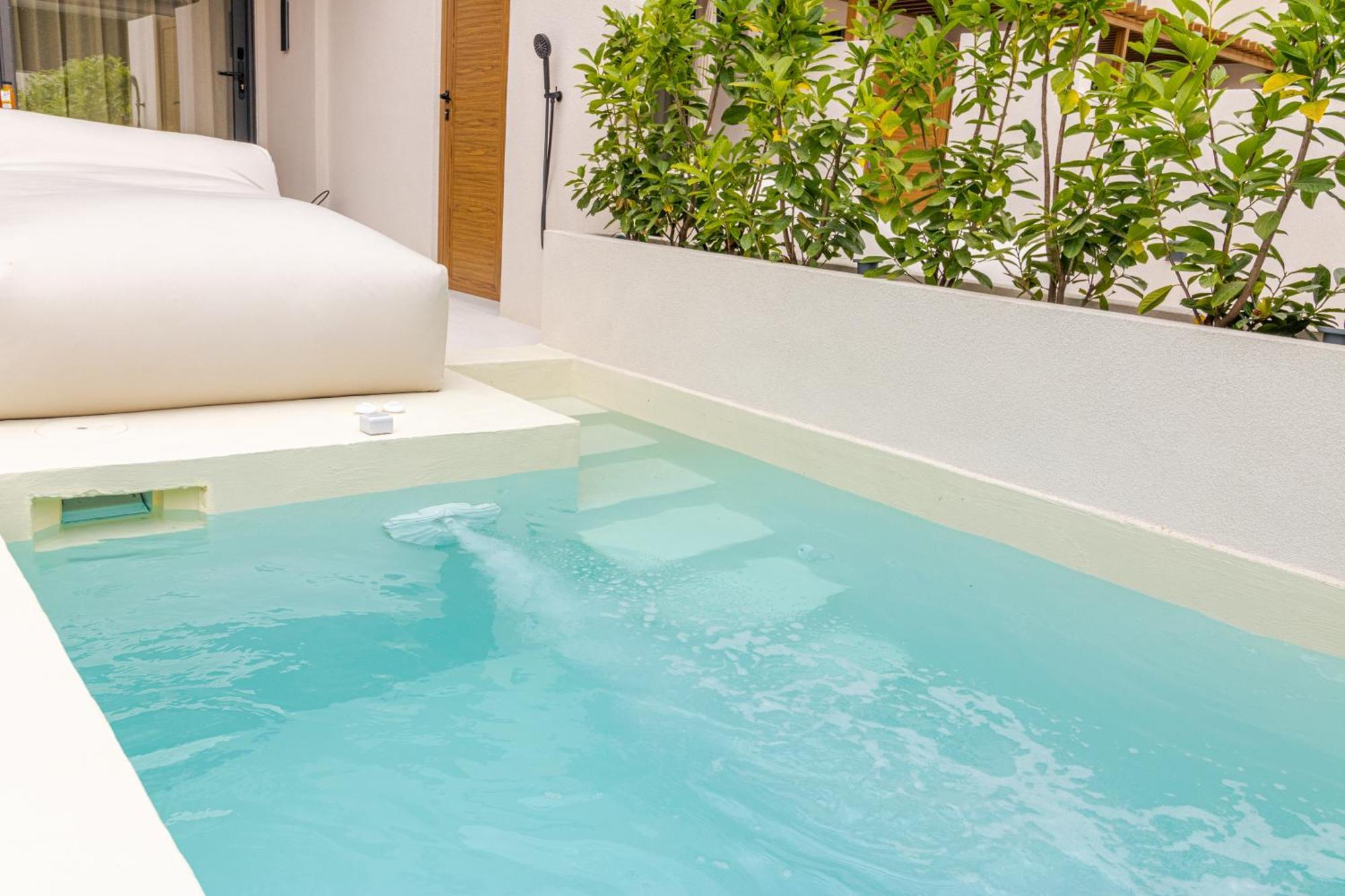 Adorno Private Suites Only Adults & Kids 12 Plus Vrasná Buitenkant foto